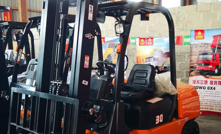 3tons Hongzhou Forklifts