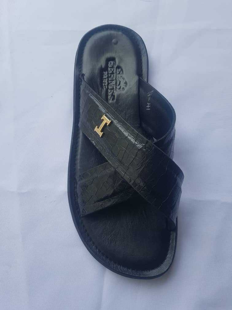 Quality, unique and classy Handmade Pam slippers and sandals, made of ðŸ’¯ pure skin and Italian sole