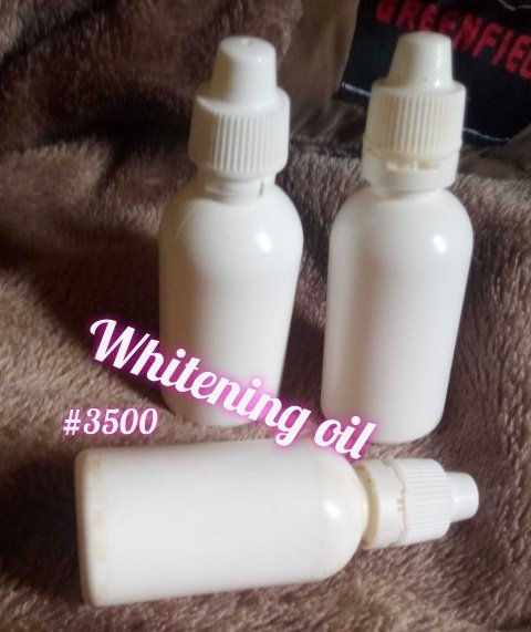 Whitening and glowing oil
