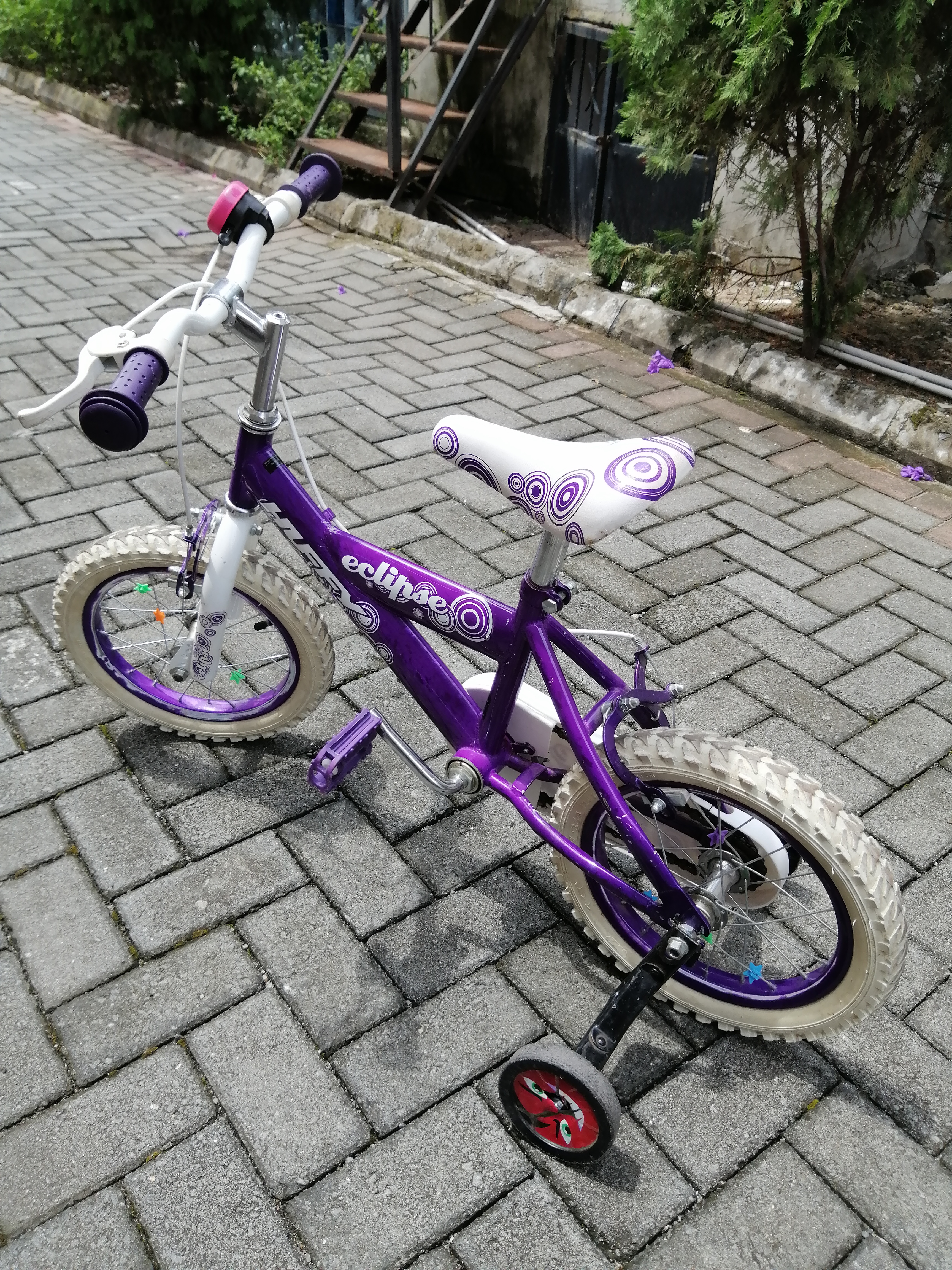 UK used children’s bicycle